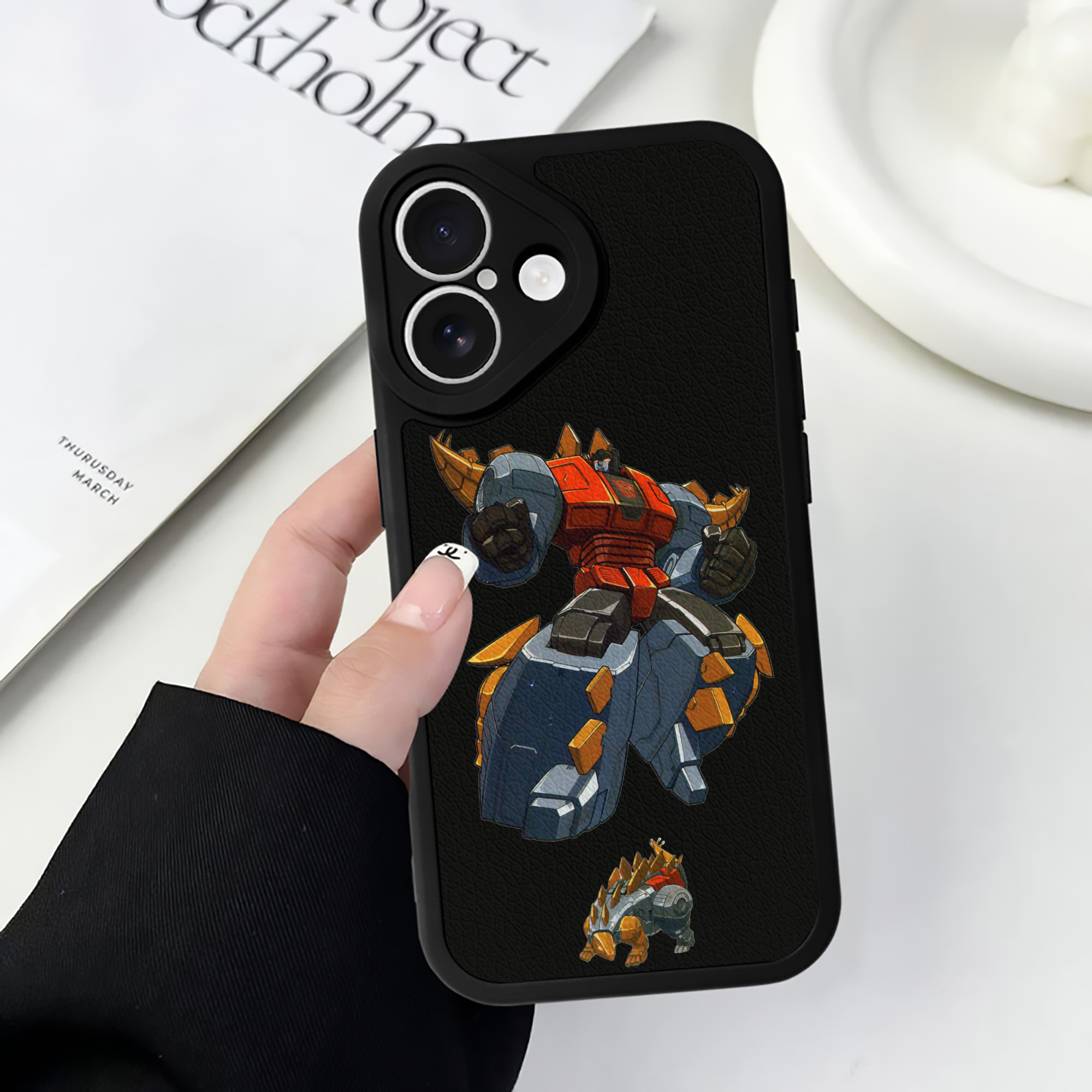 （画像用）  【iPhone 16シリーズ対応】シリコンスマホケース（レザー調） 材質：シリコン
